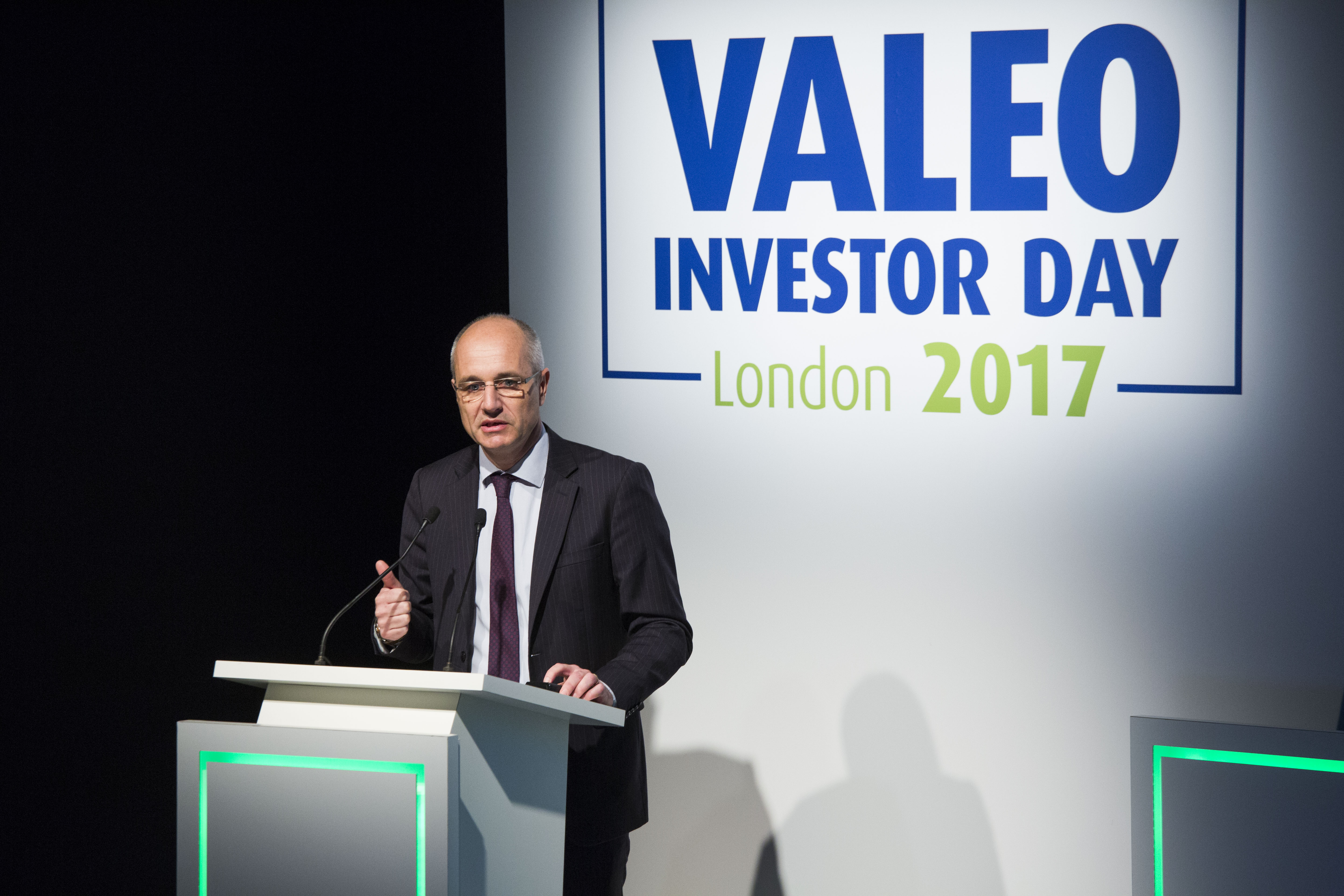 Christophe Perillat giving a speech at Valeo Investor Day 2017 in London