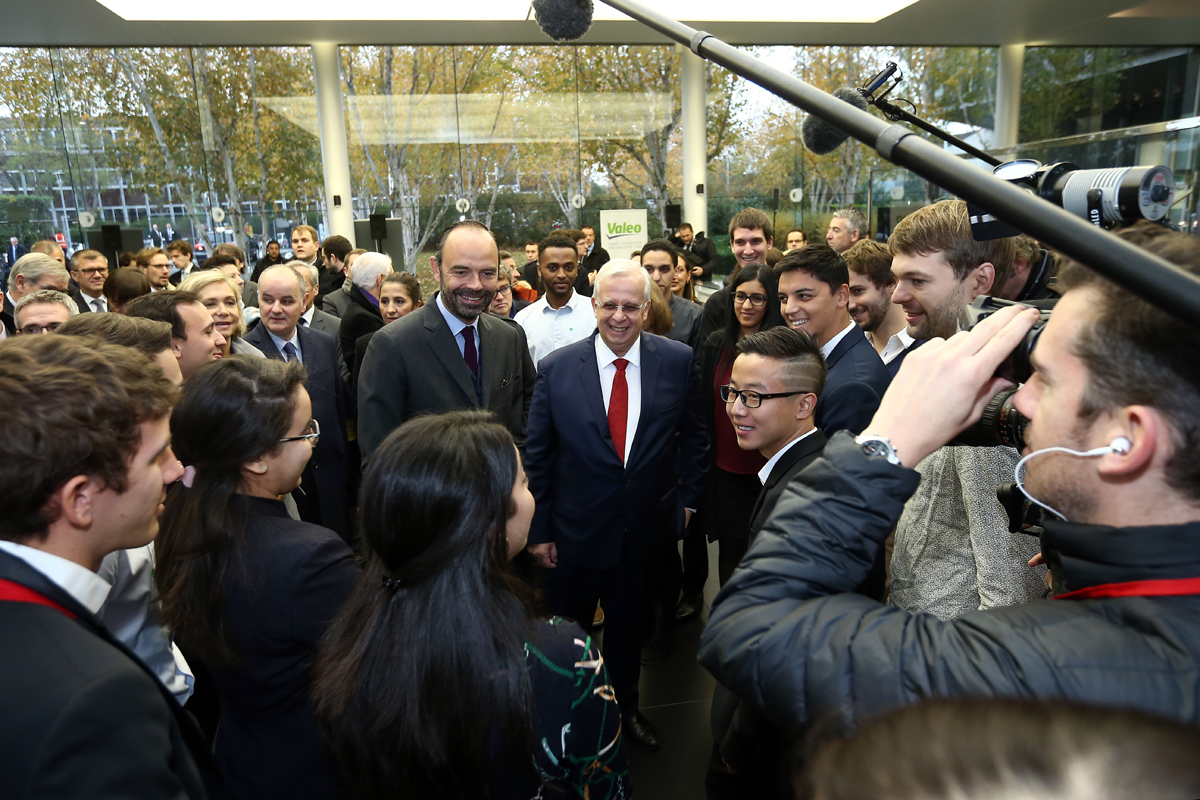 Le Premier ministre Edouard Philippe et Valeo Jacques Aschenbroich