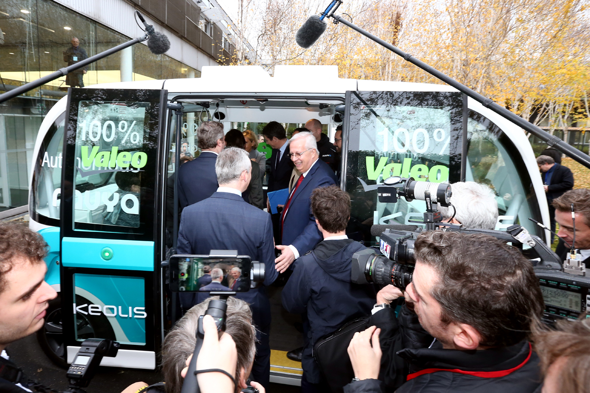 PDG de Valeo Jacques Aschenbroich lors d'un événement automobile