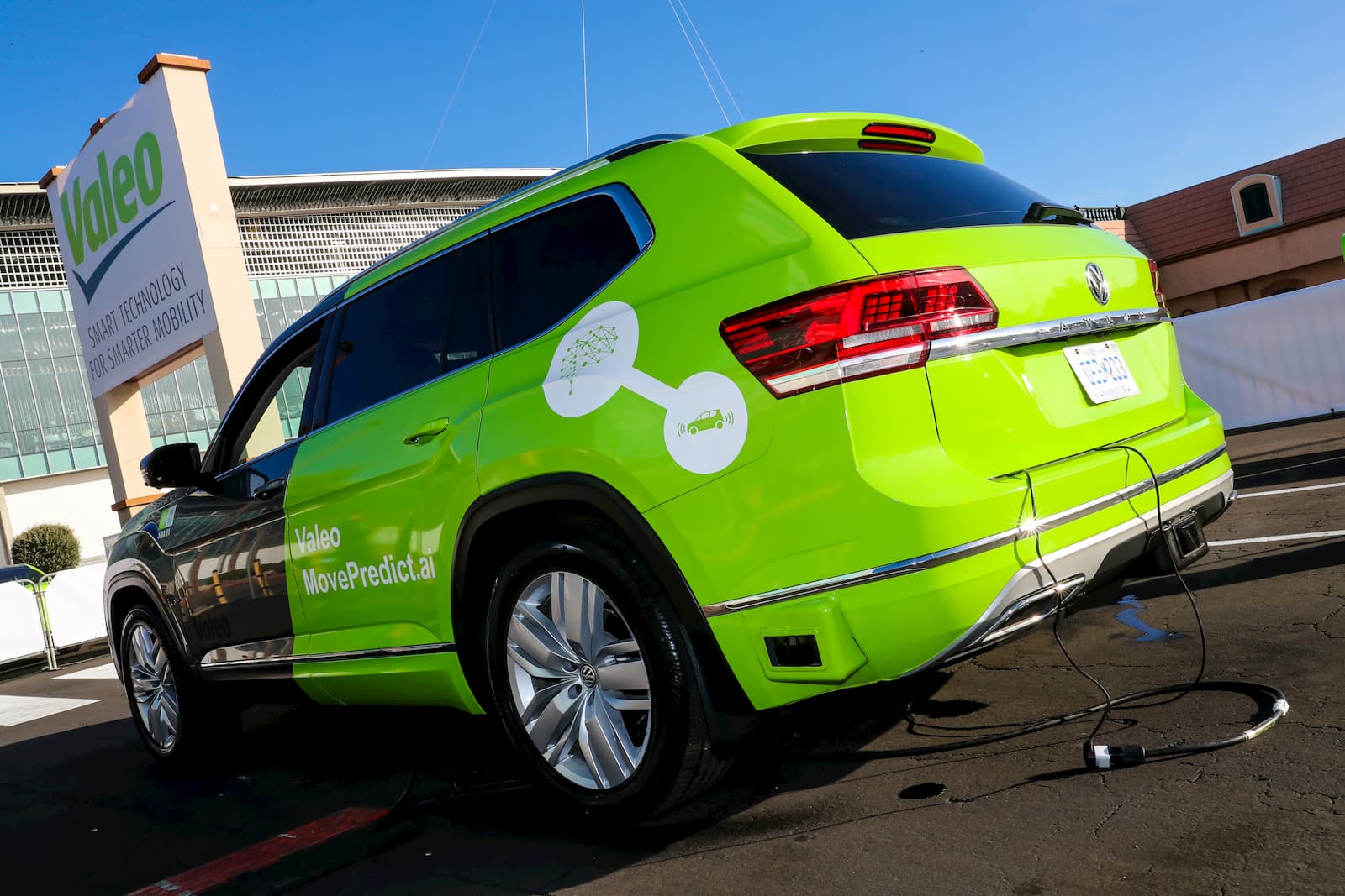 Valeo Move Predict ai car at CES 2020