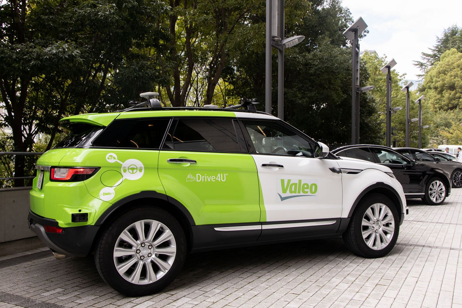 image of Valeo Drive4u demo car