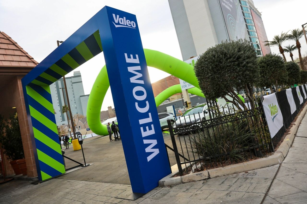 Entrée du stand Valeo à Piero