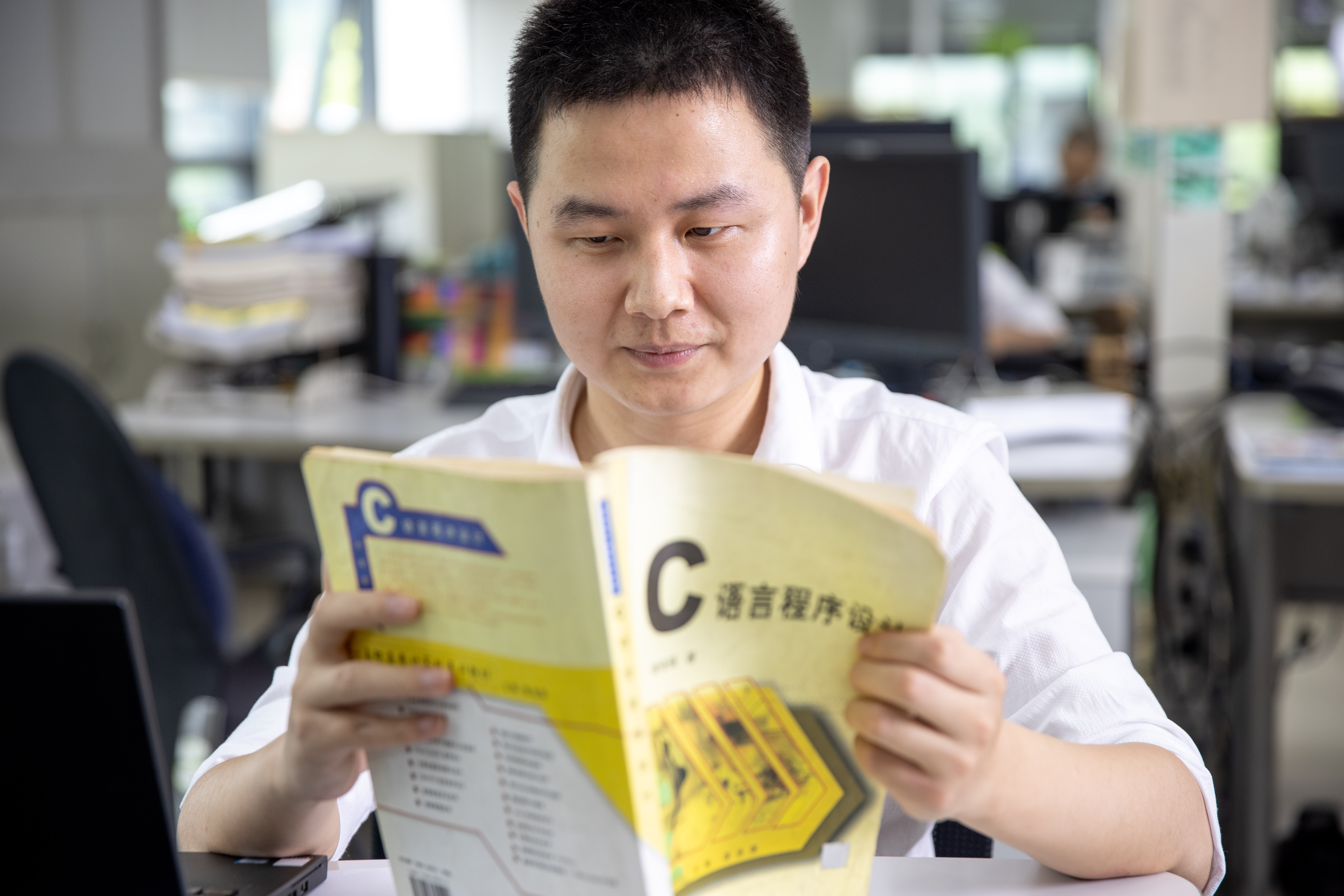 Portrait of Pai, Software Architect at Valeo China