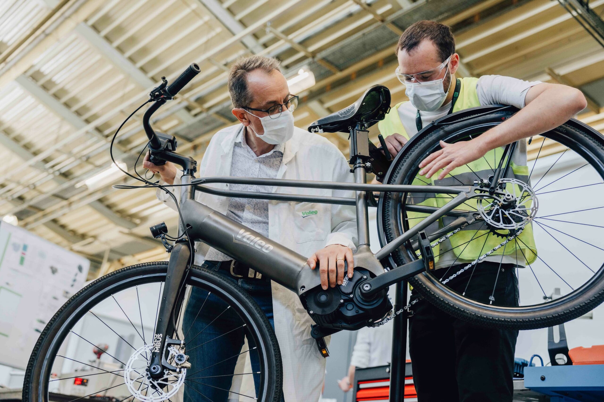 Green mobility: Atlantic France start-up Velco partners with Valeo