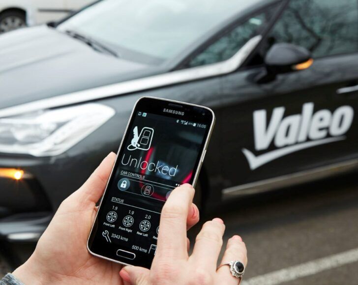 HUD pour voiture, Technologie Valeo