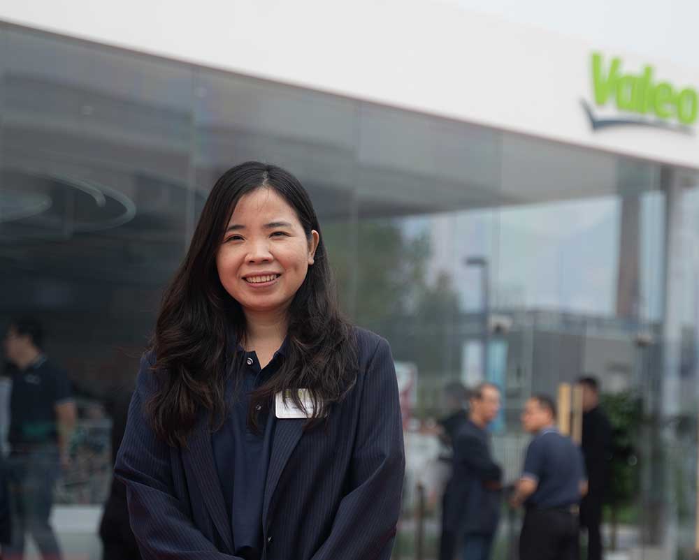 Portrait of Wenqing, R&I technical leader in Valeo Foshan - China