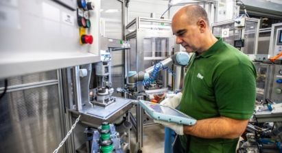 seřizovač výrobních linek v závodě Valeo Podbořany
